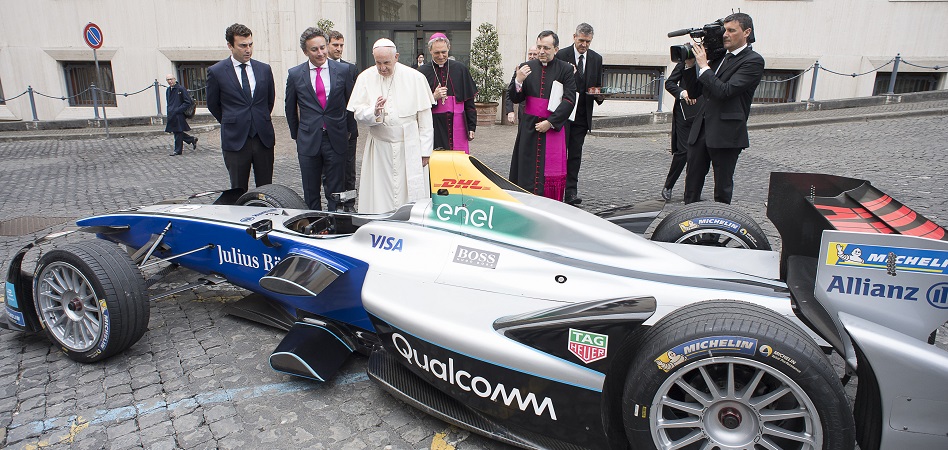 La Fórmula E es ‘bendecida’ por su Santidad El Papa